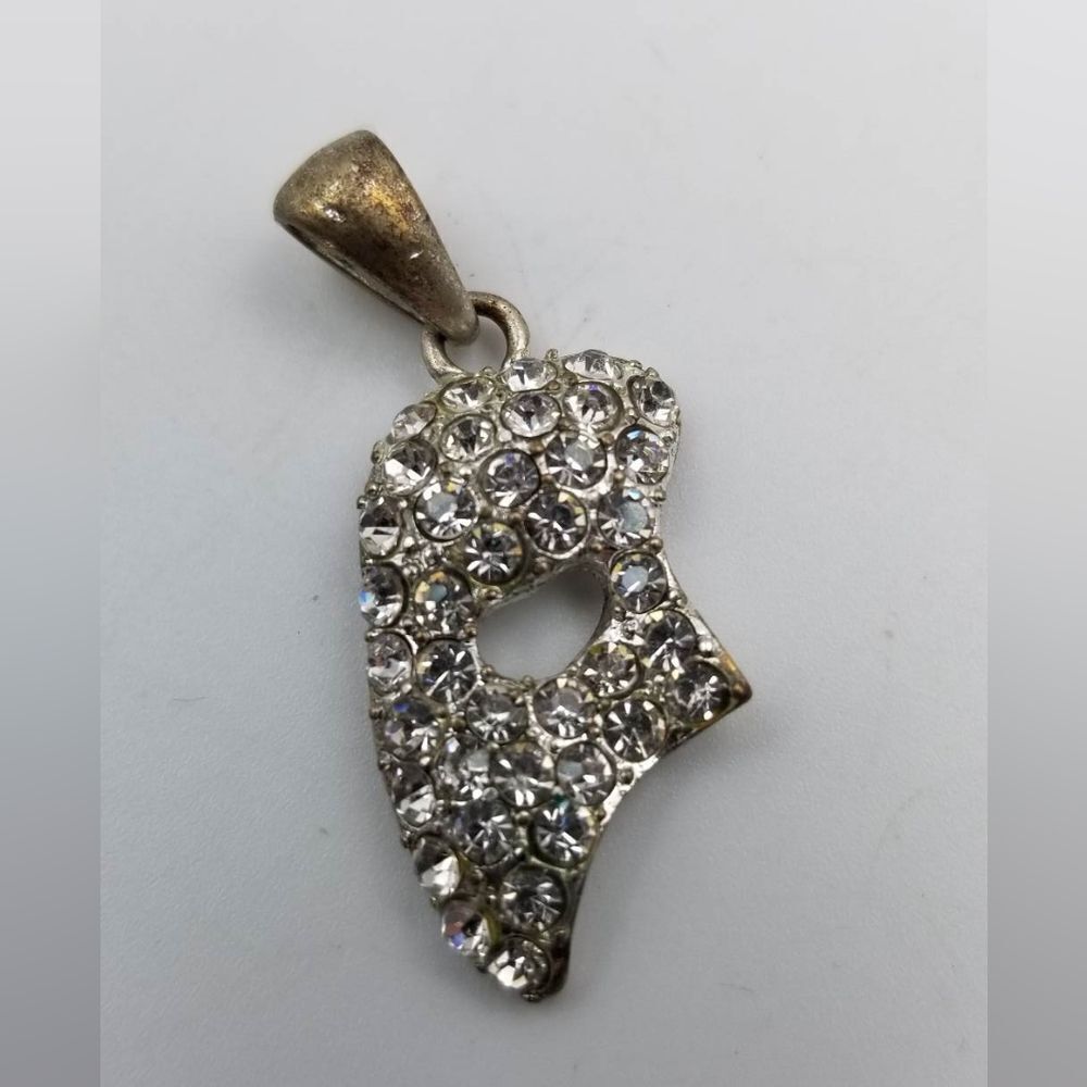 Phantom of the opera crystallized mask charm pendant‎
